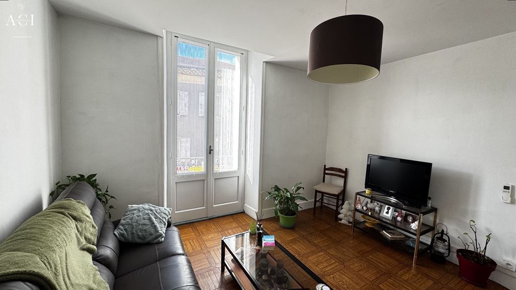 Immeuble VALS LES BAINS (07600) Agence Centrale Immo' title= 'Immeuble VALS LES BAINS (07600) Agence Centrale Immo