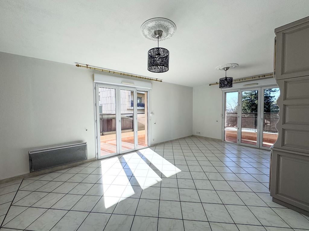 Appartement T3 AUBENAS (07200) Agence Centrale Immo' title= 'Appartement T3 AUBENAS (07200) Agence Centrale Immo