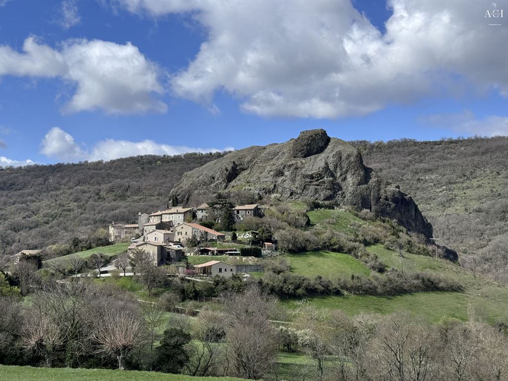 Maison de village SCEAUTRES (07400) Agence Centrale Immo' title= 'Maison de village SCEAUTRES (07400) Agence Centrale Immo